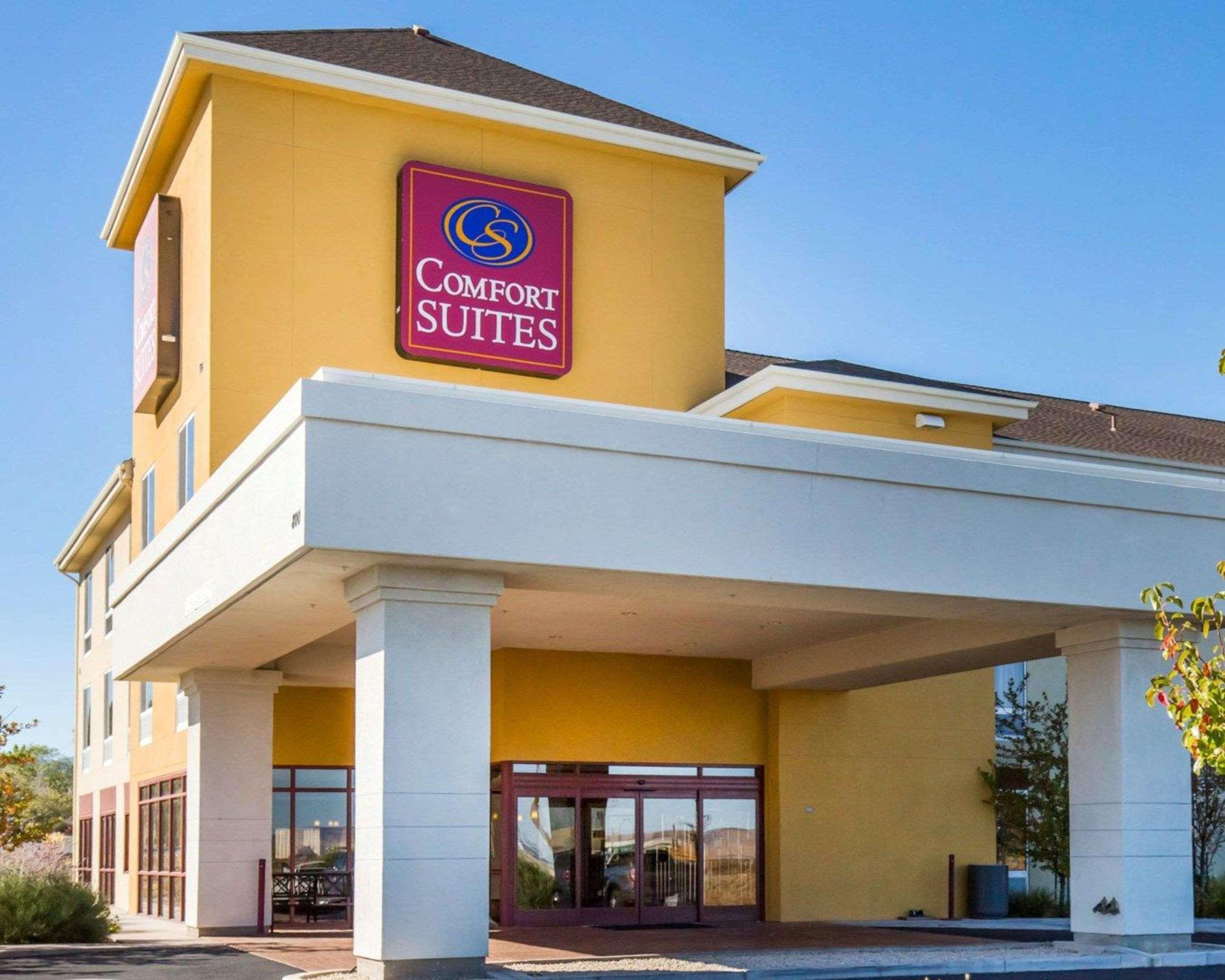 Comfort Suites Фернли Экстерьер фото